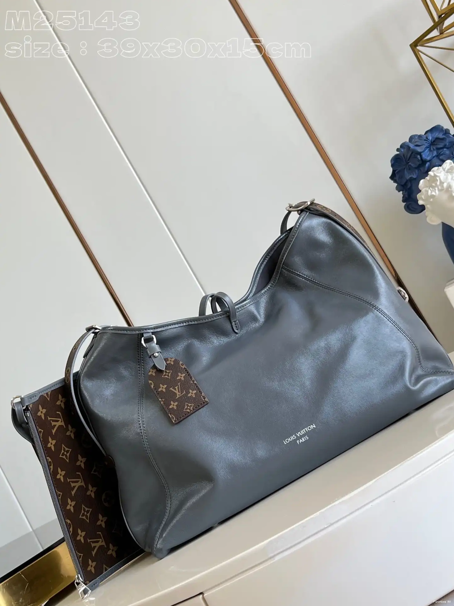 39 MM- x x VUITTON LOUIS 15cm CarryAll 30 0509